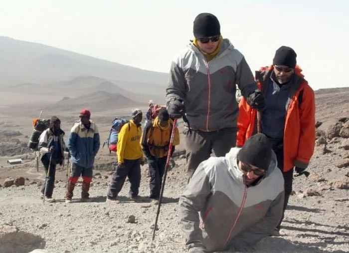 مرد ستودنی در سایت علی نوروزی