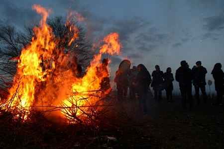 فلسفه جشن چهارشنبه سوری در سایت علی نوروزی