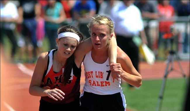 انسانیت هنوز وجود دارد در سایت علی نوروزی