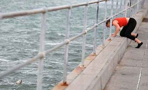 انسانیت هنوز وجود دارد در سایت علی نوروزی