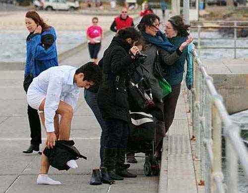 انسانیت هنوز وجود دارد در سایت علی نوروزی