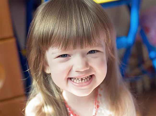 خندیدن یک نیایش است در سایت علی نوروزی