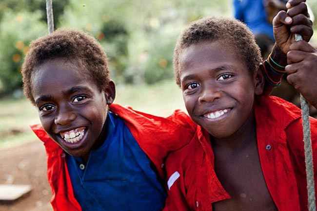 خندیدن یک نیایش است در سایت علی نوروزی