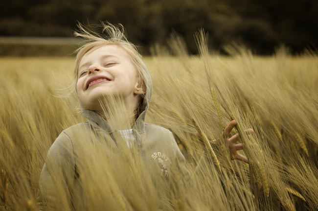 خندیدن یک نیایش است در سایت علی نوروزی